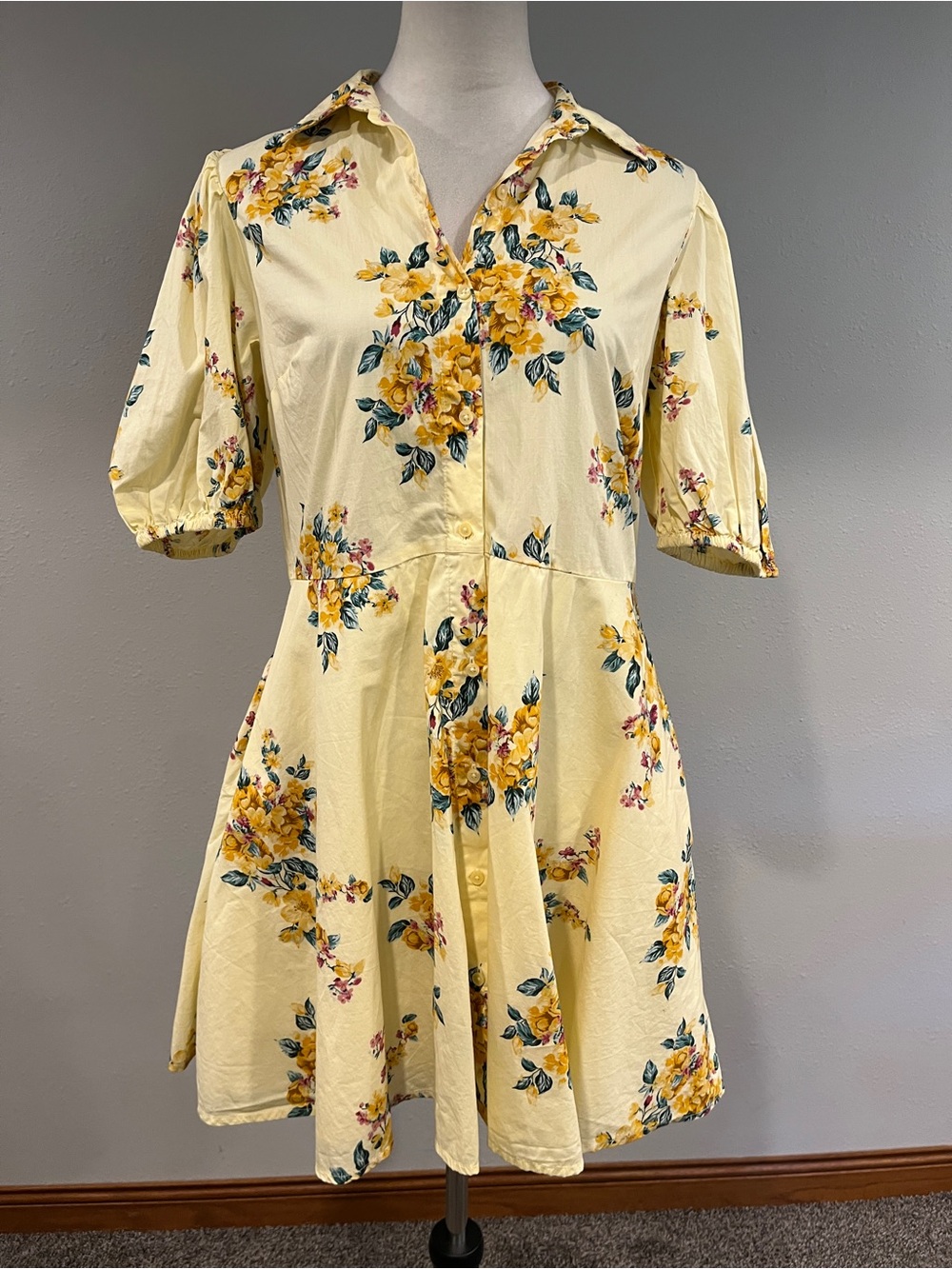 A New Day Yellow Floral Button-Front Fit & Flare Dress size small
